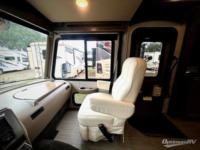 2022 Winnebago Adventurer - Photo 8