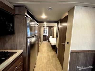 2022 Winnebago Adventurer - Photo 12