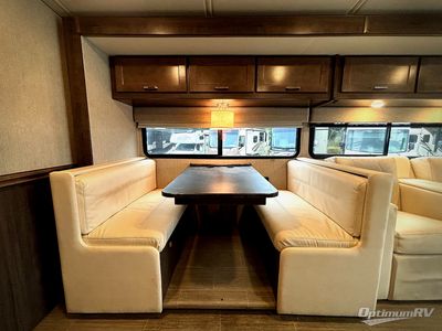 2022 Winnebago Adventurer - Photo 11