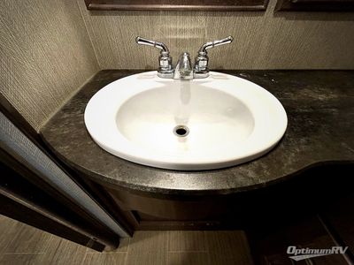 2022 Winnebago Adventurer - Photo 14