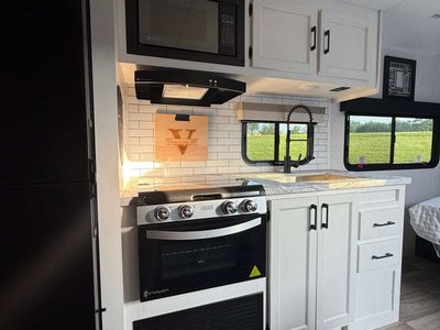 2025 Venture RV Stratus - Photo 8