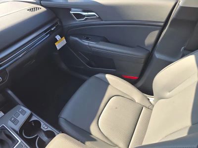 2026 Kia Sportage — photo 18 view