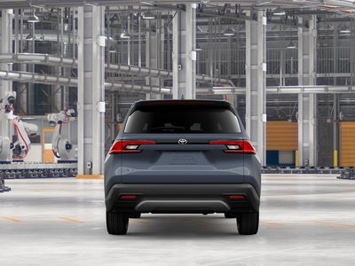 2026 Toyota Grand Highlander Hybrid - Photo 10