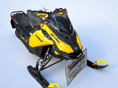 2024 Ski-Doo MXZ Adrenaline 129 600R E-TEC ES Ripsaw 1.25 - Photo 3