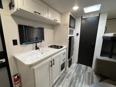 2026 Jayco Jay Flight SLX — photo 11 view