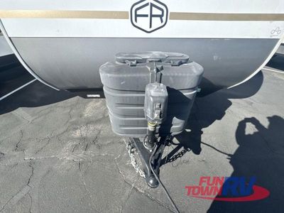 2025 Forest River RV Wildwood X-Lite - Photo 10