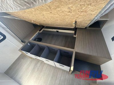 2025 Forest River RV Wildwood X-Lite - Photo 40