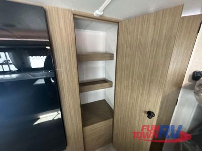 2025 Forest River RV Wildwood X-Lite - Photo 25