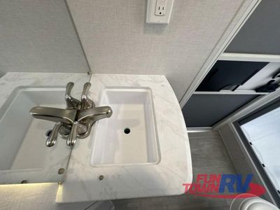 2025 Forest River RV Wildwood X-Lite - Photo 33