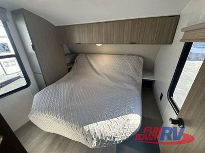 2025 Forest River RV Wildwood X-Lite - Photo 39