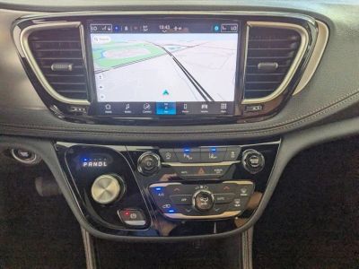 2026 Chrysler Pacifica — photo 26 view