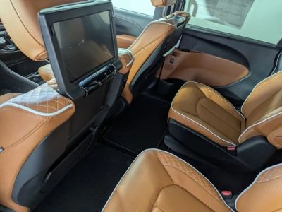 2026 Chrysler Pacifica — photo 15 view
