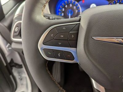 2026 Chrysler Pacifica — photo 22 view