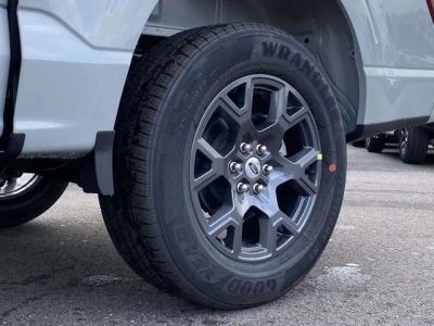 2026 Ford F-150 — photo 9 view