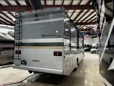 2020 Winnebago ADVENTURER - Photo 44