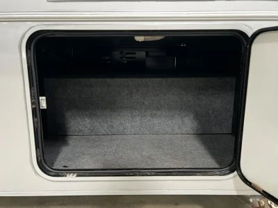 2020 Winnebago ADVENTURER - Photo 38
