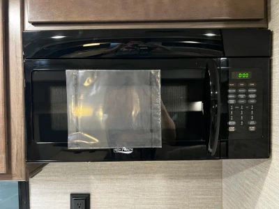 2020 Winnebago ADVENTURER - Photo 9