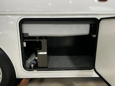 2020 Winnebago ADVENTURER - Photo 41