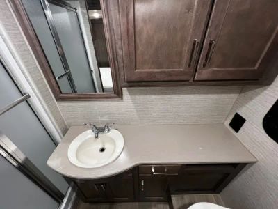 2020 Winnebago ADVENTURER - Photo 37