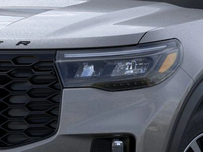 2026 Ford Explorer — photo 18 view