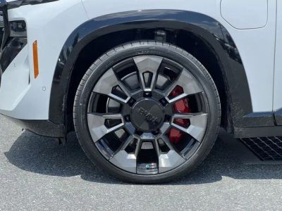 2024 BMW XM — photo 10 view