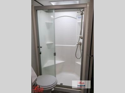 2021 Fuzion 430 - Photo 21