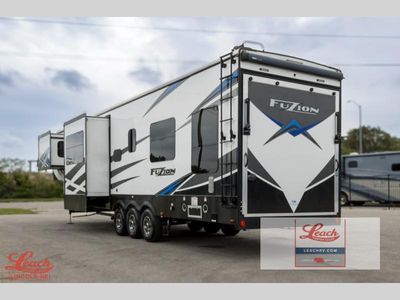 2021 Fuzion 430 - Photo 7