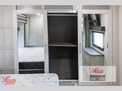 2021 Fuzion 430 - Photo 23