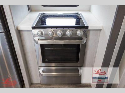 2021 Fuzion 430 - Photo 14