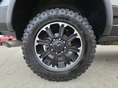 2025 Ram 2500 — photo 16 view