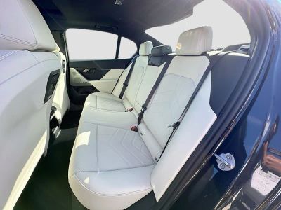 2026 BMW 5 Series — photo 19 view