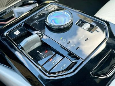 2026 BMW 5 Series — photo 14 view