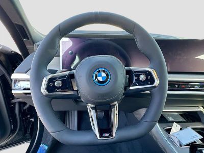 2026 BMW i7 — photo 8 view