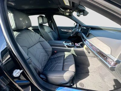 2026 BMW i7 — photo 23 view