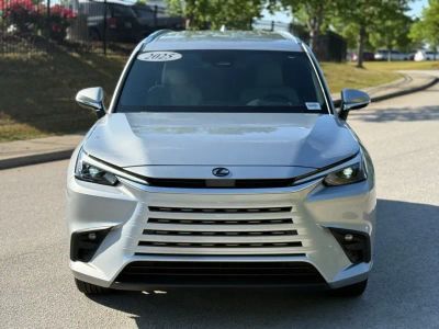 2025 Lexus TX - Photo 6