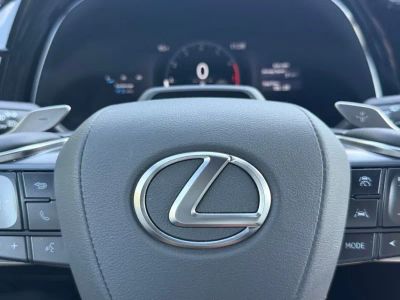 2025 Lexus TX - Photo 27