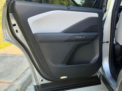 2025 Lexus TX - Photo 23