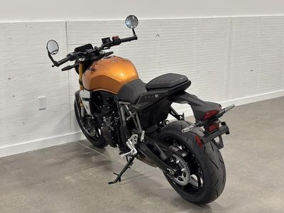 2026 Suzuki GSX-8T - Photo 9