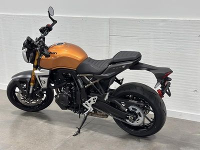 2026 Suzuki GSX-8T - Photo 8