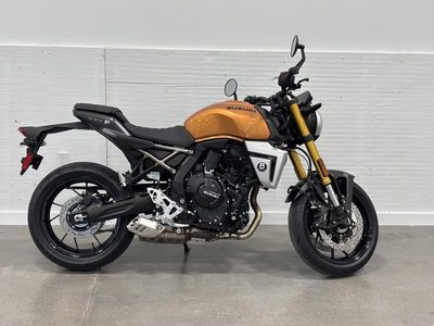 2026 Suzuki GSX-8T - Photo 11