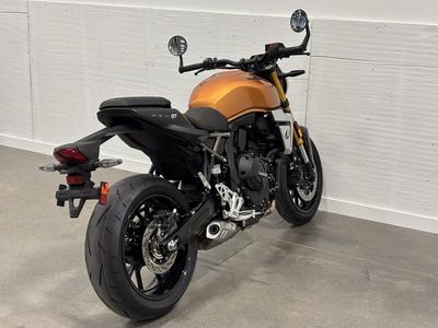 2026 Suzuki GSX-8T - Photo 10