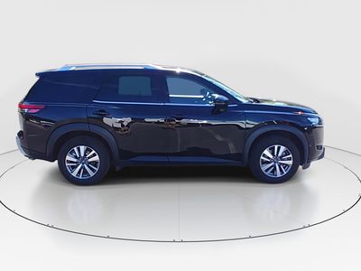 2025 Nissan Pathfinder - Photo 8