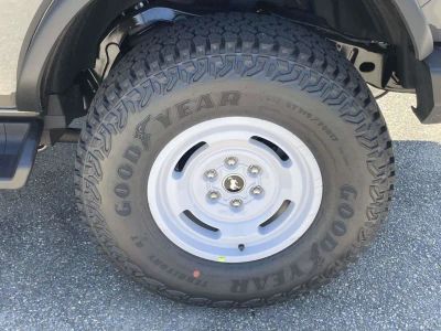 2026 Ford Bronco — photo 9 view