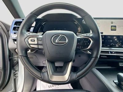 2025 Lexus RX — photo 41 view