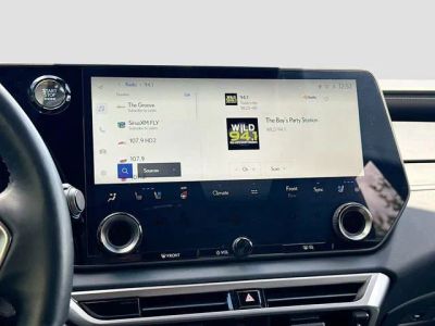 2025 Lexus RX — photo 33 view