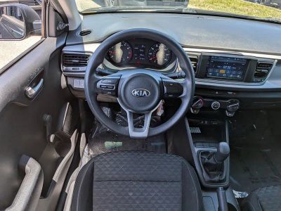 2018 Kia Rio — photo 15 view
