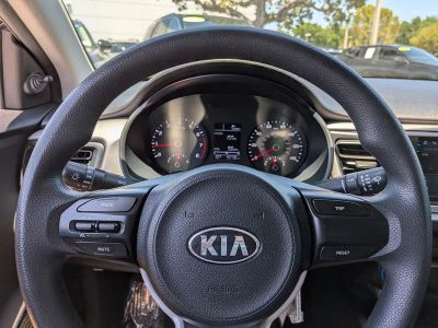 2018 Kia Rio — photo 24 view