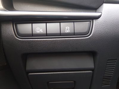 2025 Mazda Mazda3 Hatchback — photo 13 view