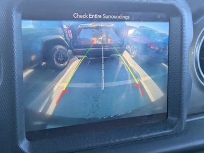2019 Jeep Wrangler — photo 15 view