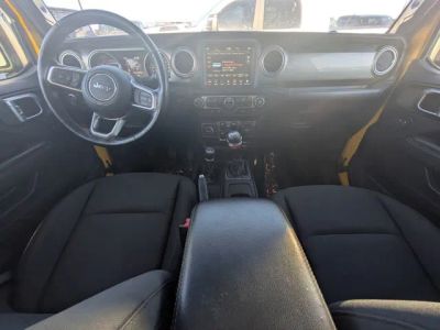 2019 Jeep Wrangler — photo 10 view